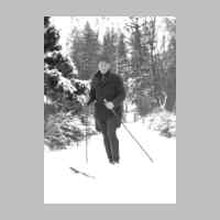 017-0031 Stanillien - Erich Hinz bei Skilaufen.jpg
